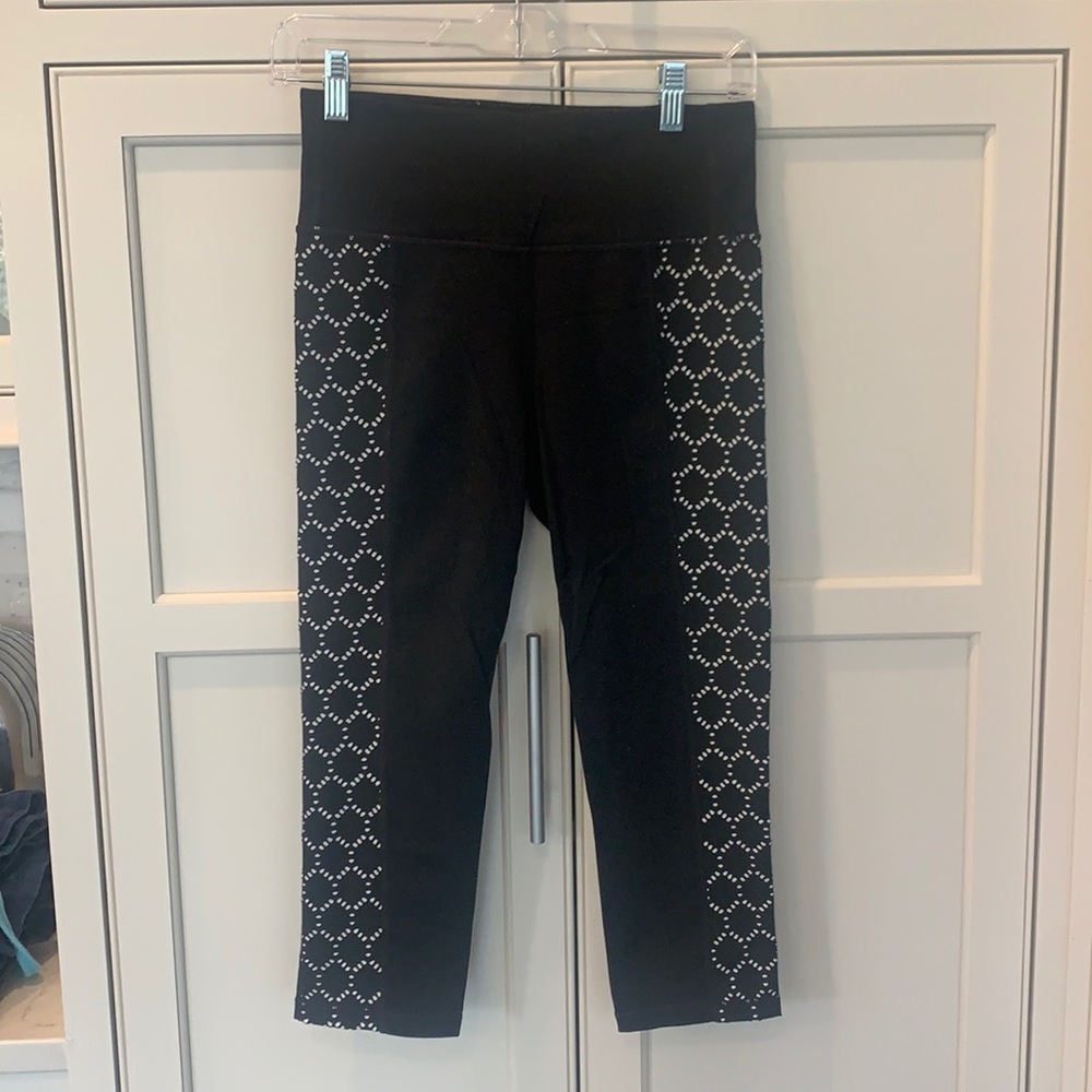 Athleta patterned leggings